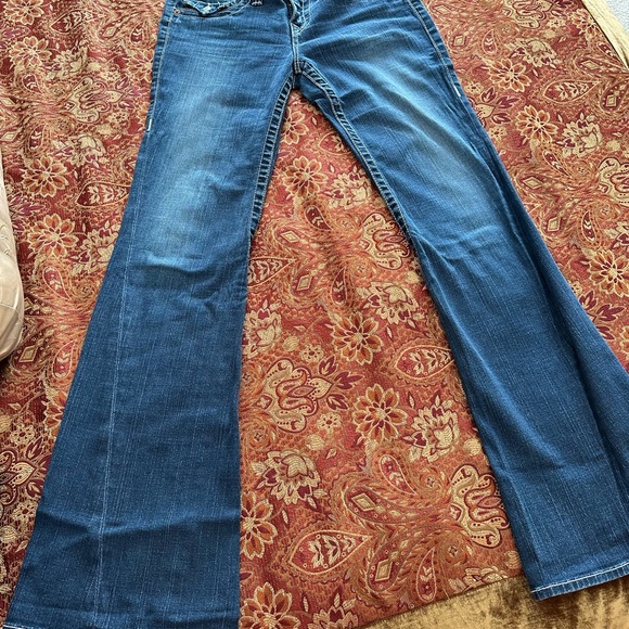 TRUE RELIGION JOEY LOW RISE FLARE JEANS SIZE 32 EXCELLENT CONDITION 🔥🔥🔥🔥🔥 - Picture 3 of 3